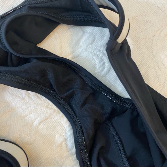 La Blanca Bikini Bottom underwear Woman’s bikini bottoms black belted size 8 - Picture 5 of 7